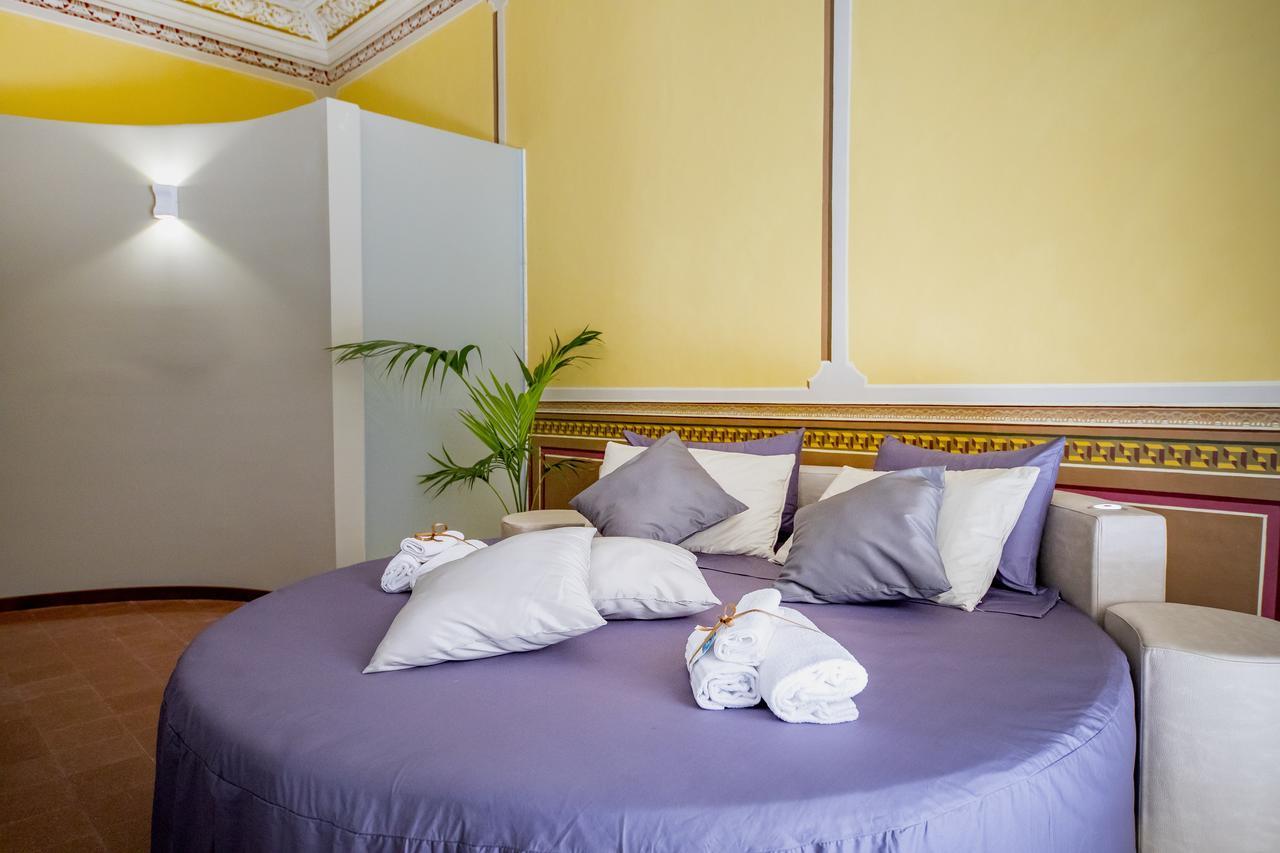 Pepito Palace Bed & Breakfast